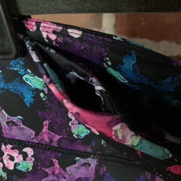 Fabletics pink watercolor inkblot leggings M - Picture 3 of 4